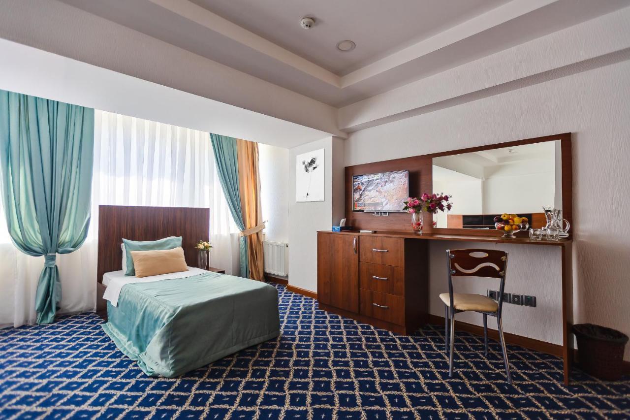 Demir Yol Plaza Hotel Baku Eksteriør billede